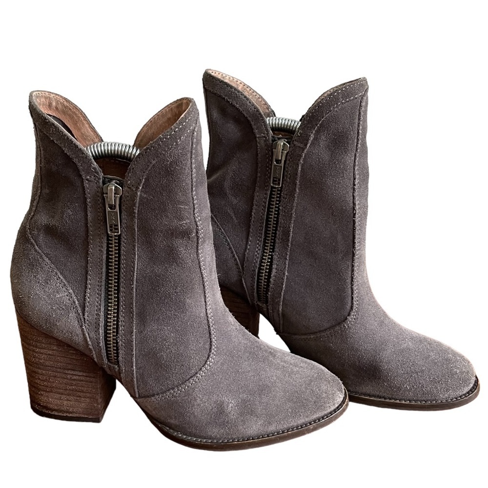 Seychelles Taupe Suede Leather Upper Prop Booties Heel with Side Zippers Size: 7